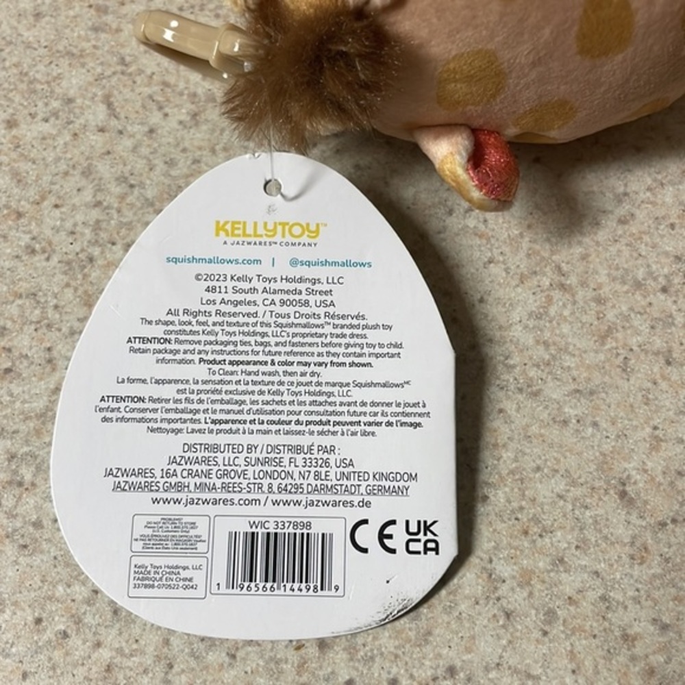 Squishmallows 3.5" Clip On Zuni The Giraffe - Picture 4 of 4